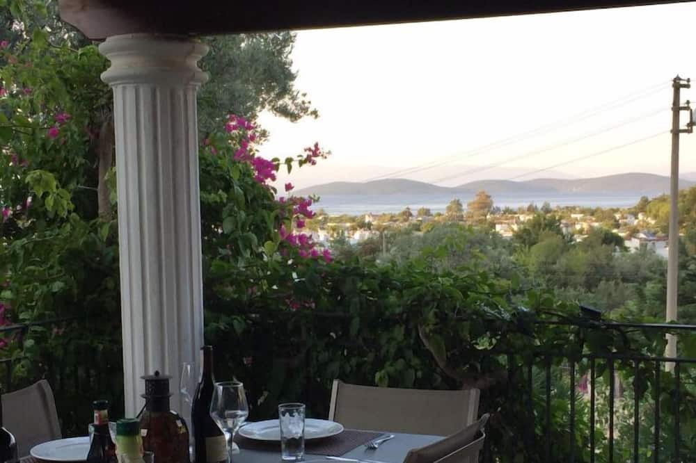 Photo of Patio Balcony in Torba