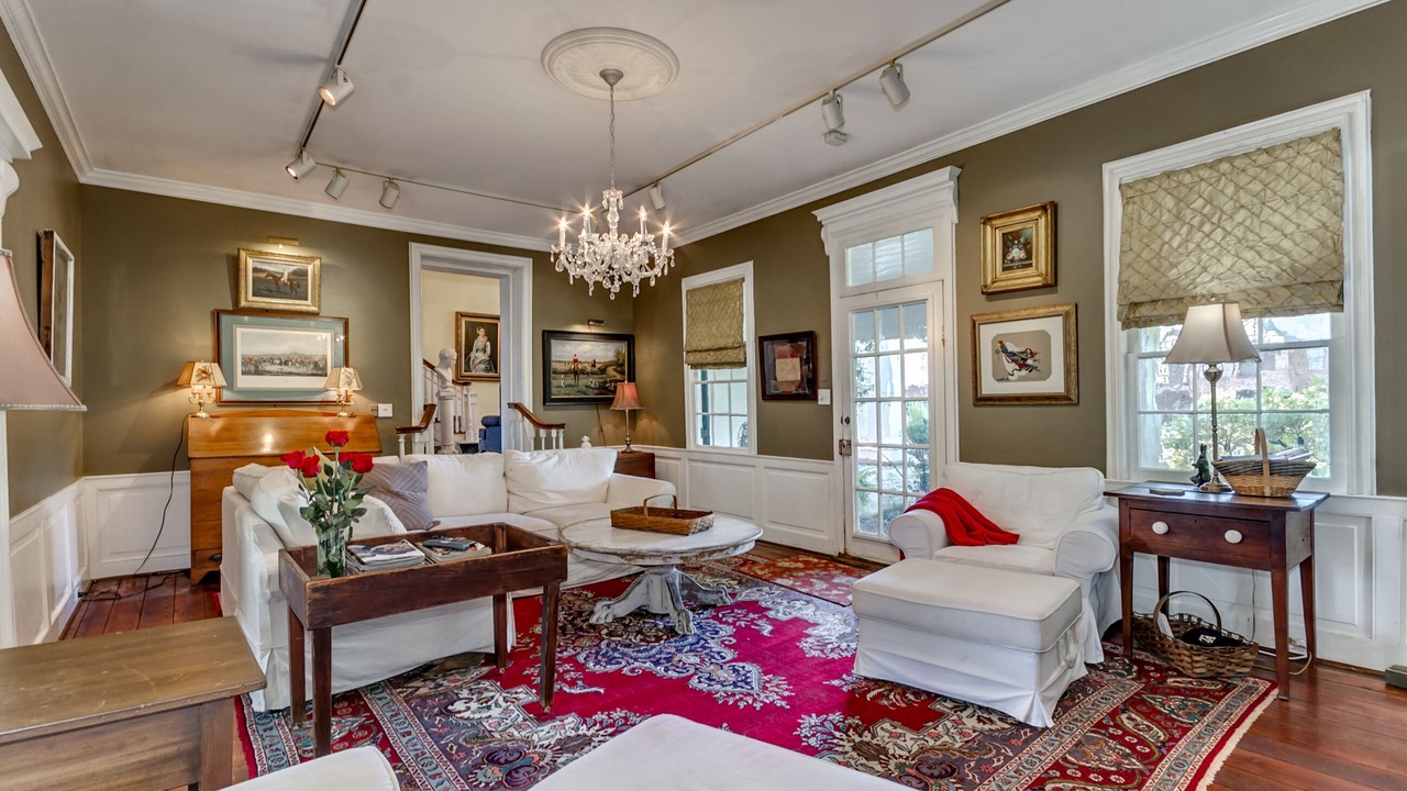 Photo of Livingroom in Druid City
