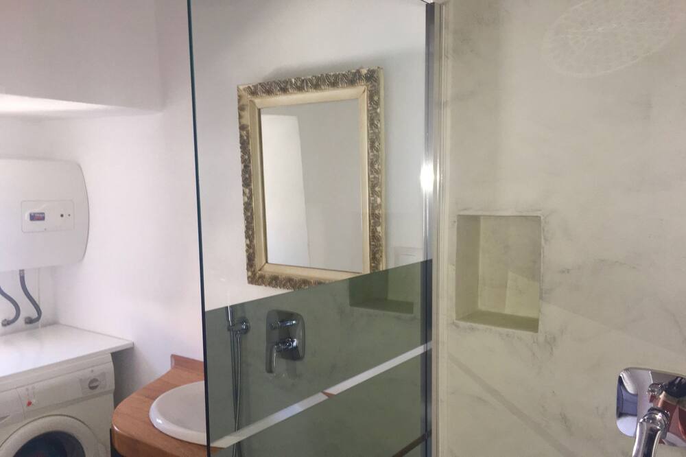 Photo of Bathroom in Ibiza City Centre