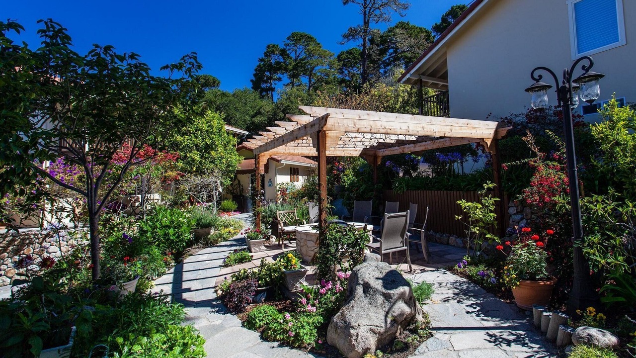 Photo of Patio Balcony in Northeast Carmel