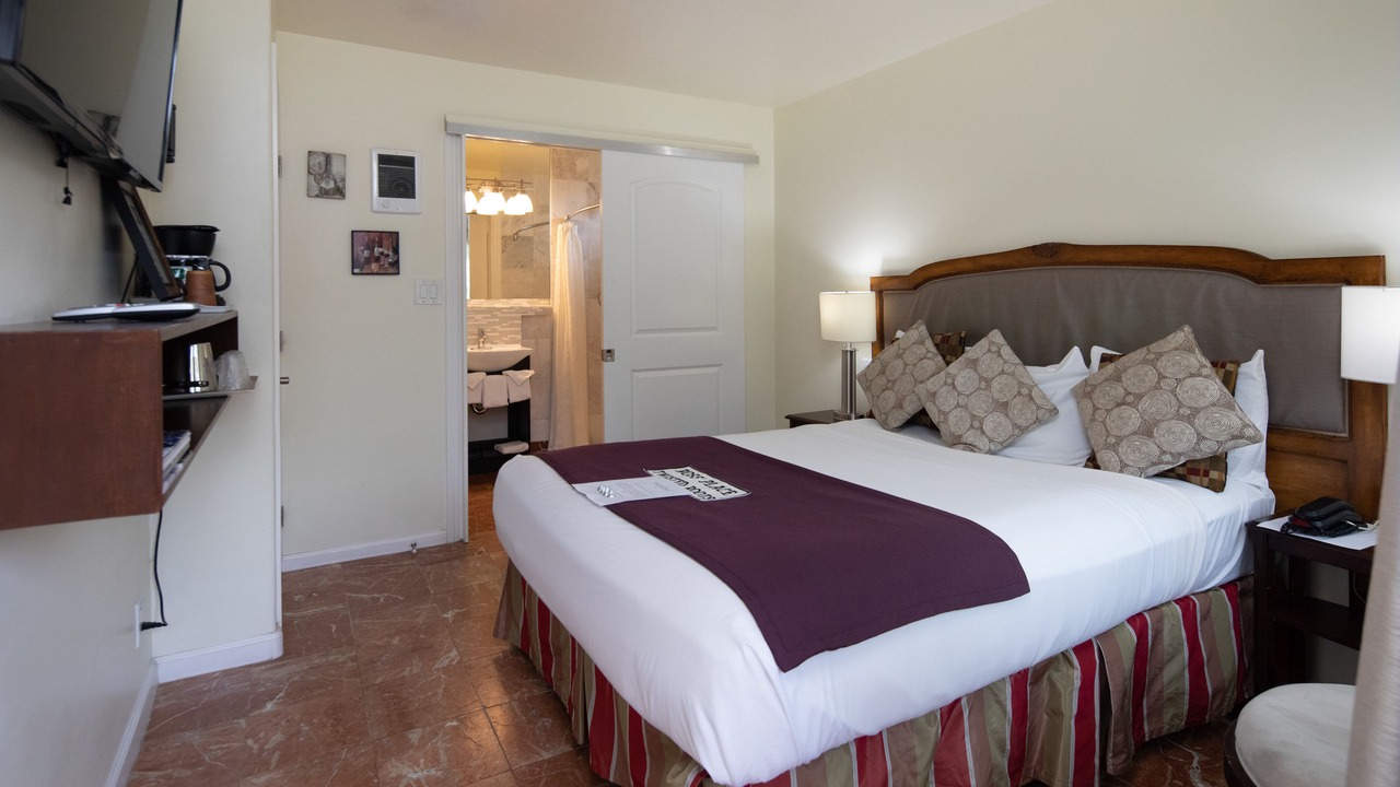 Photo of Bedroom in Northeast Carmel