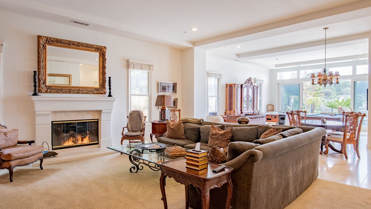 Photo of Livingroom in Newport Coast