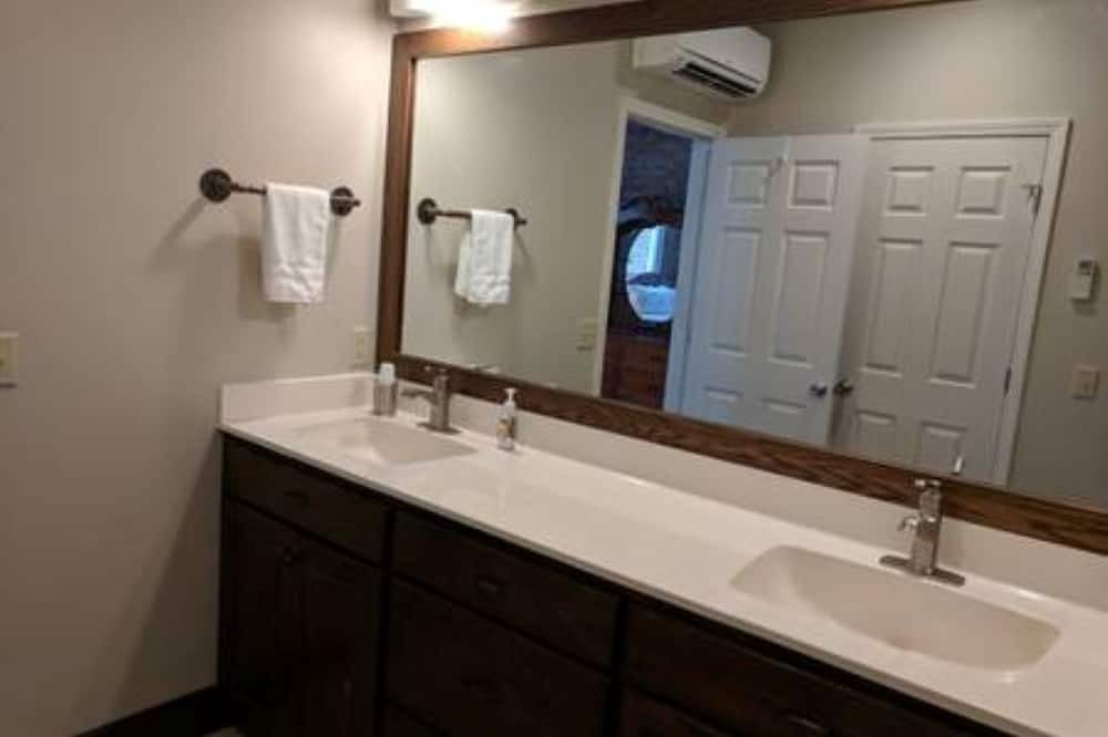 Photo of Bathroom in Troy