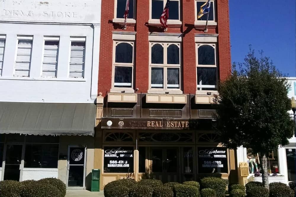 Photo of Others in Troy