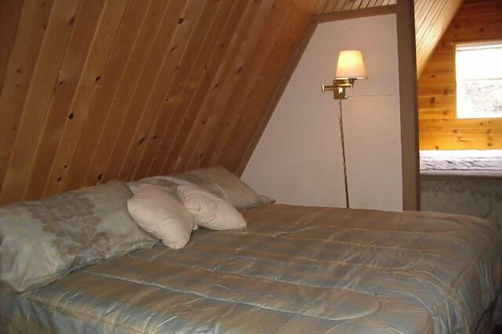 Photo of Bedroom in Camp Nelson