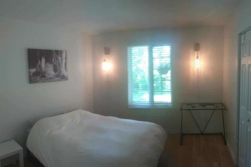 Photo of Bedroom in Saint-Nicolas
