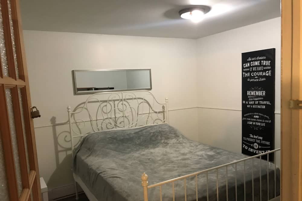 Photo of Bedroom in Saint-Nicolas