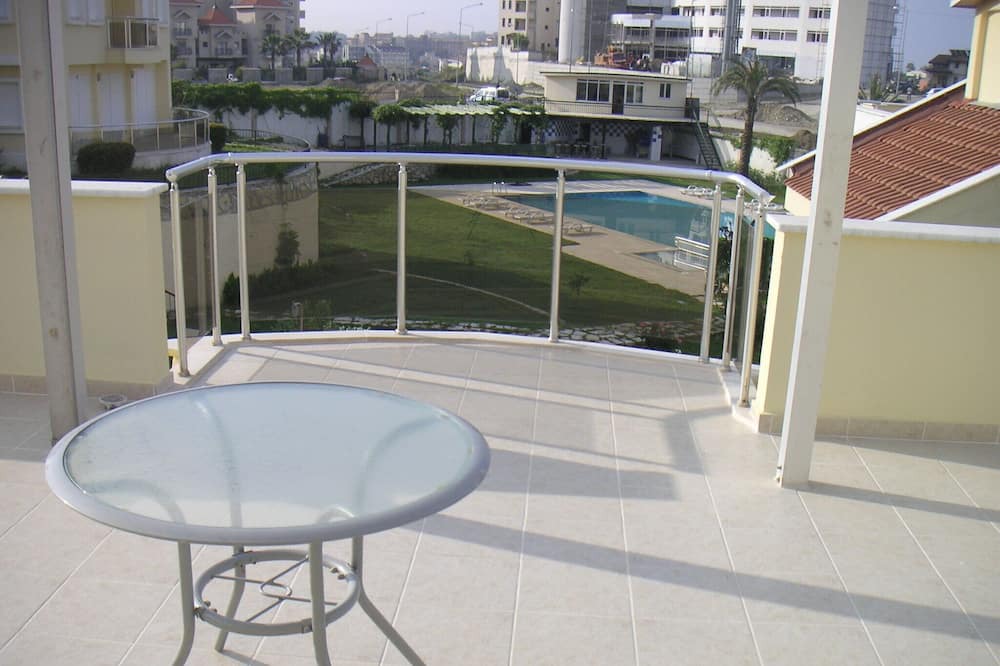 Photo of Patio Balcony in Side