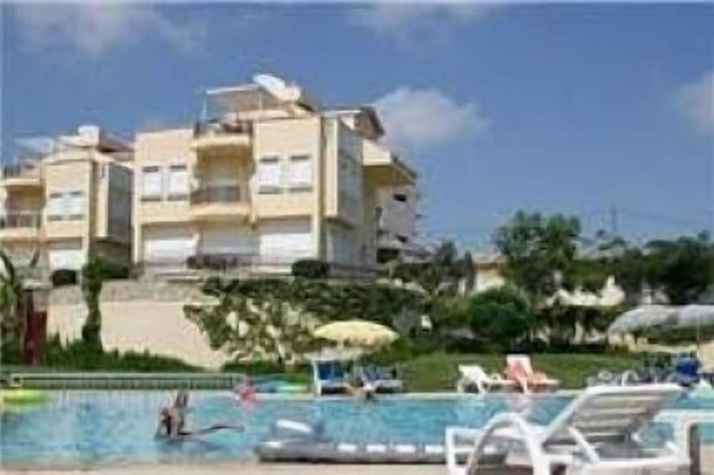 Photo of Outdoor in Side
