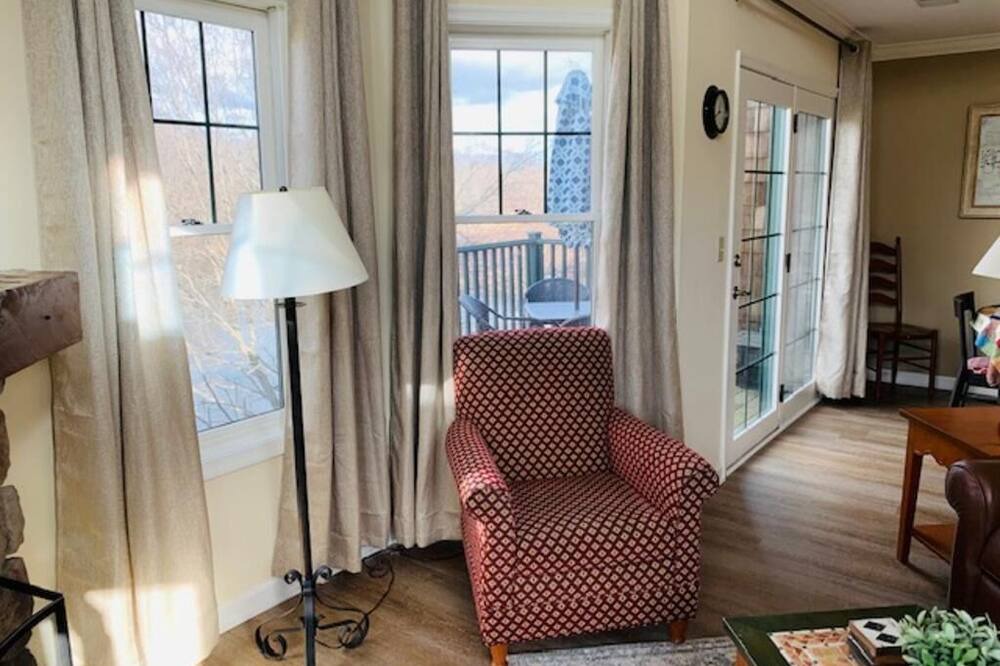 Photo of Livingroom in Vernon