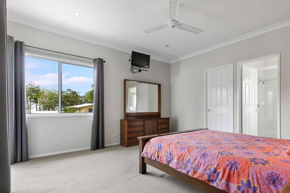 Photo of Bedroom in Traviston