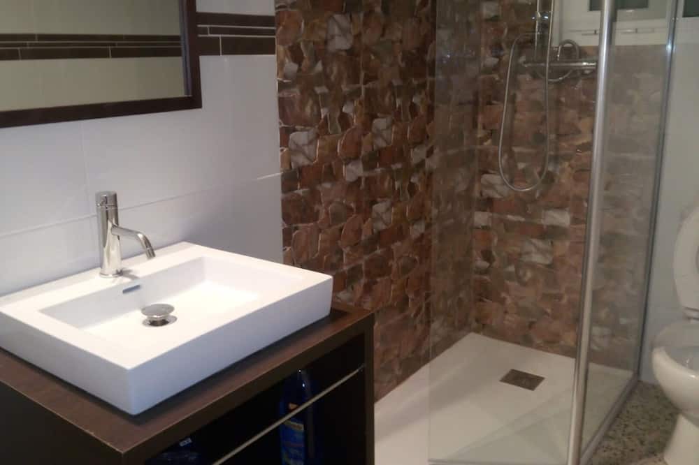 Photo of Bathroom in Mataro