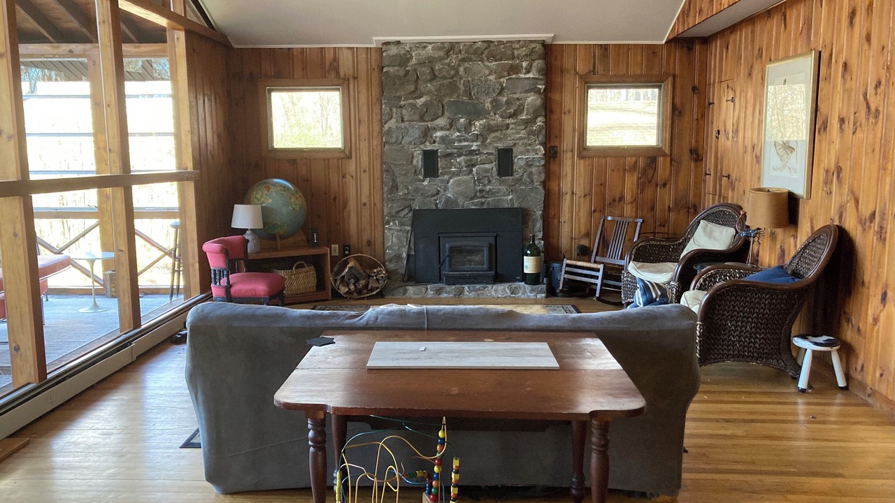 Photo of Livingroom in Washingtonville