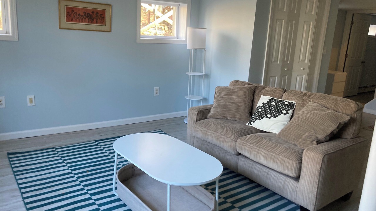 Photo of Livingroom in Washingtonville