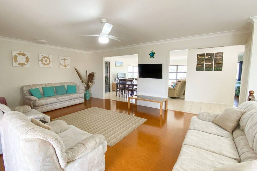 Photo of Livingroom in Traviston