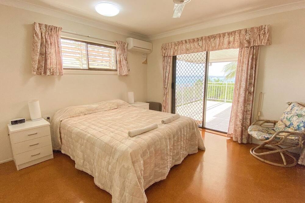 Photo of Bedroom in Traviston