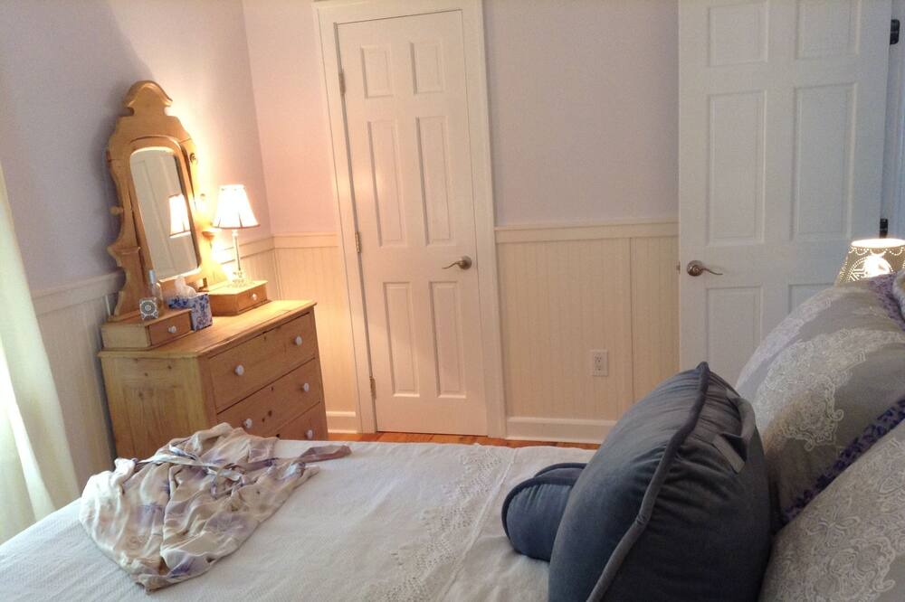 Photo of Bedroom in Poughkeepsie