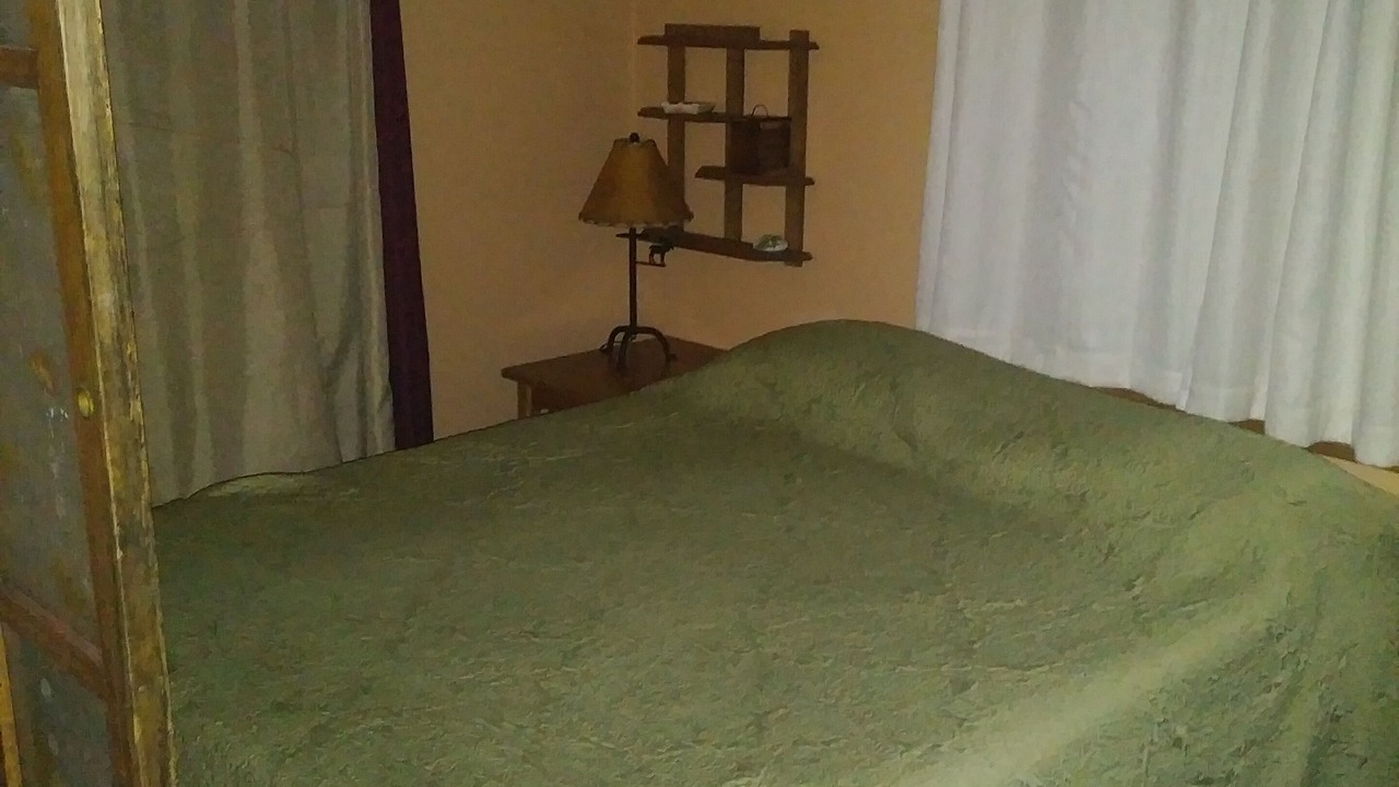Photo of Bedroom in Lake Erie Beach