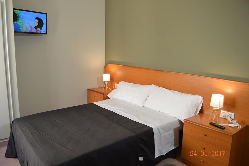 Photo of Bedroom in Figueres