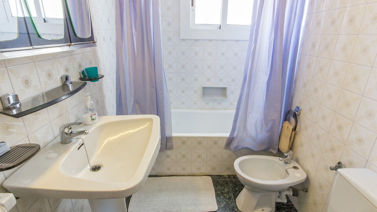 Photo of Bathroom in Figueres