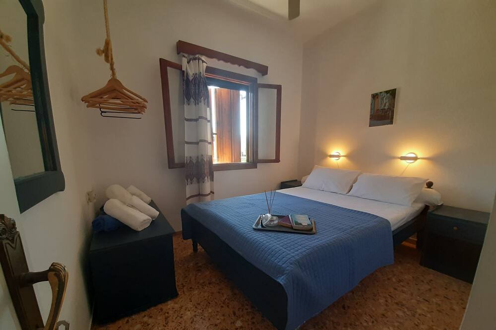 Photo of Bedroom in Kounelion