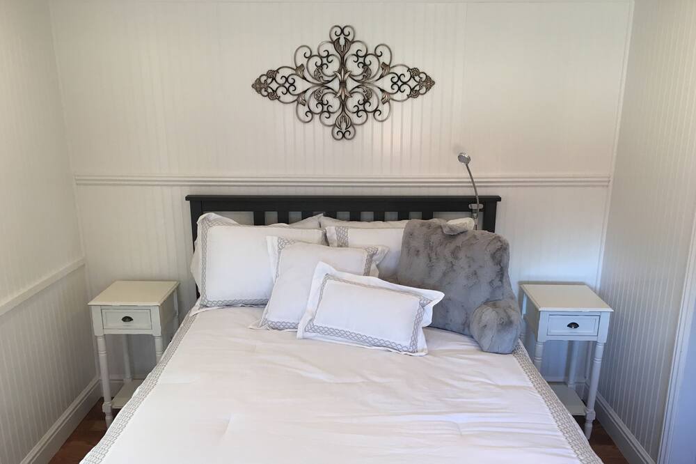 Photo of Bedroom in Noddin