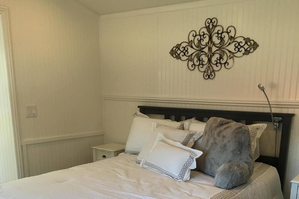 Photo of Bedroom in Noddin