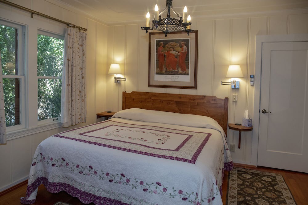 Photo of Bedroom in Sutter Creek