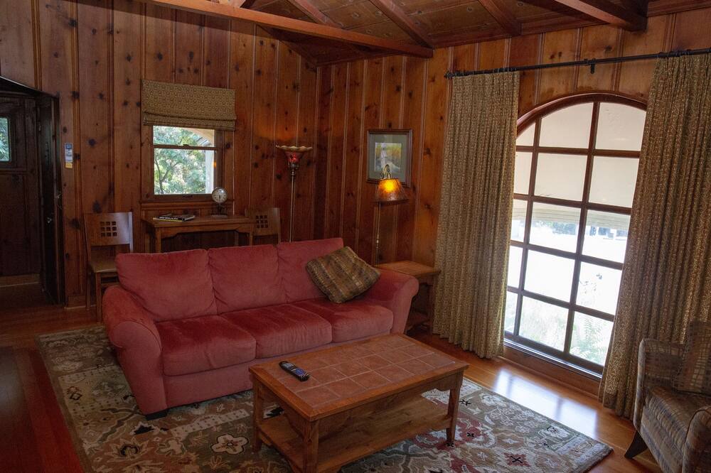 Photo of Livingroom in Sutter Creek