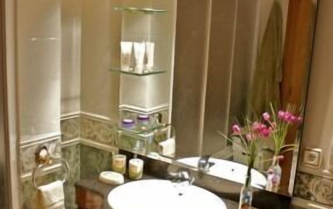 Photo of Bathroom in Lezaun