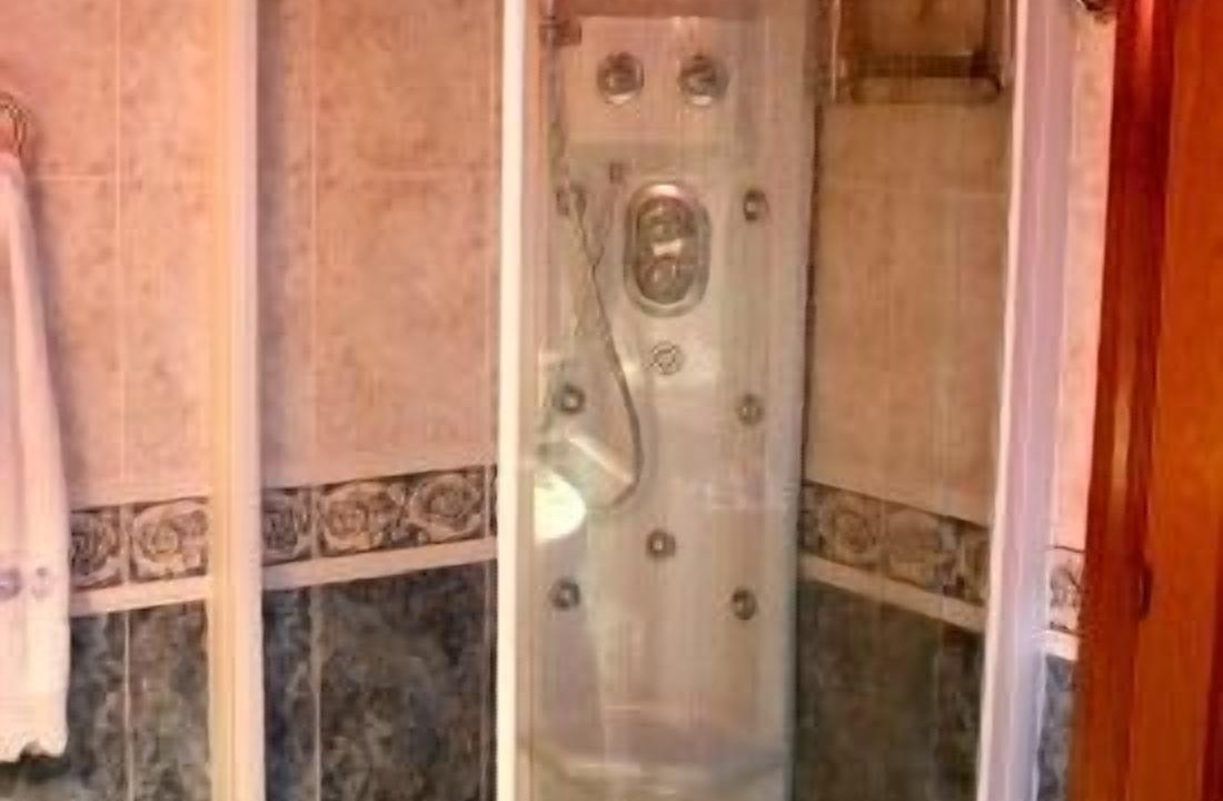 Photo of Bathroom in Lezaun