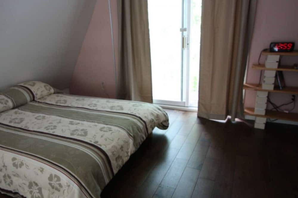Photo of Bedroom in Saint-Nicolas
