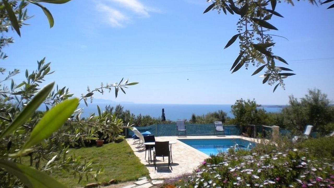 Photo of Outdoor in Aipeia