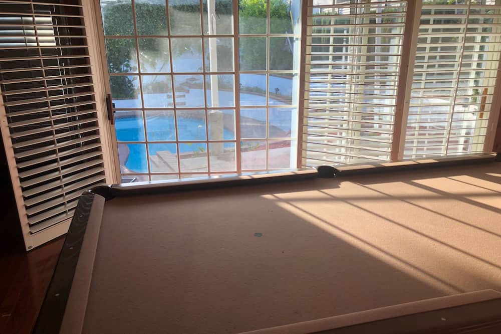Photo of Bedroom in Ladera Heights