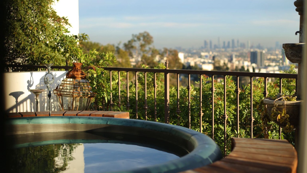 Photo of Outdoor in Hollywood Heights
