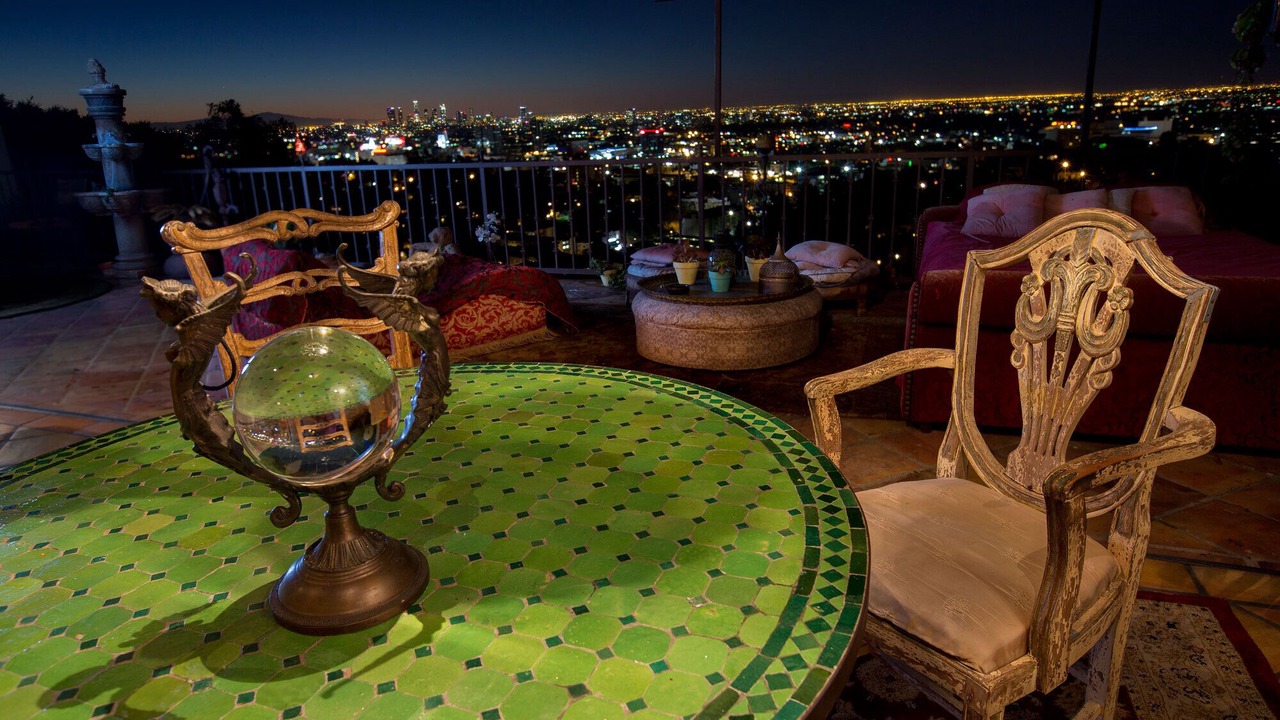Photo of Outdoor in Hollywood Heights