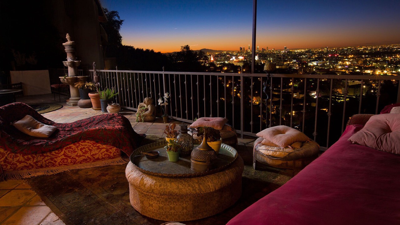 Photo of Outdoor in Hollywood Heights