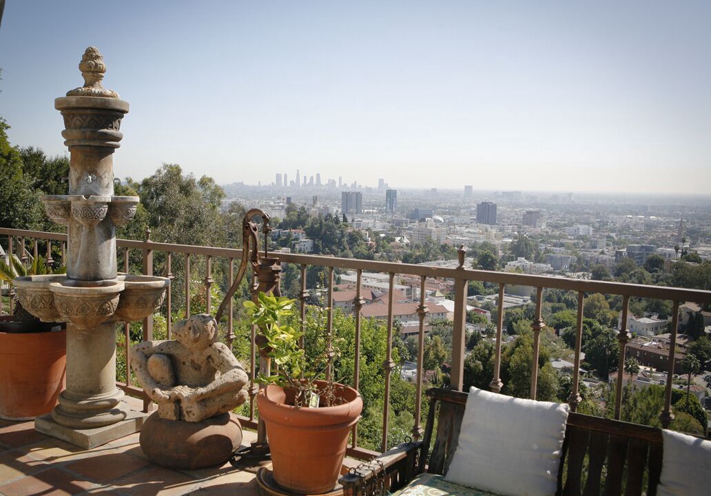 Photo of Outdoor in Hollywood Heights
