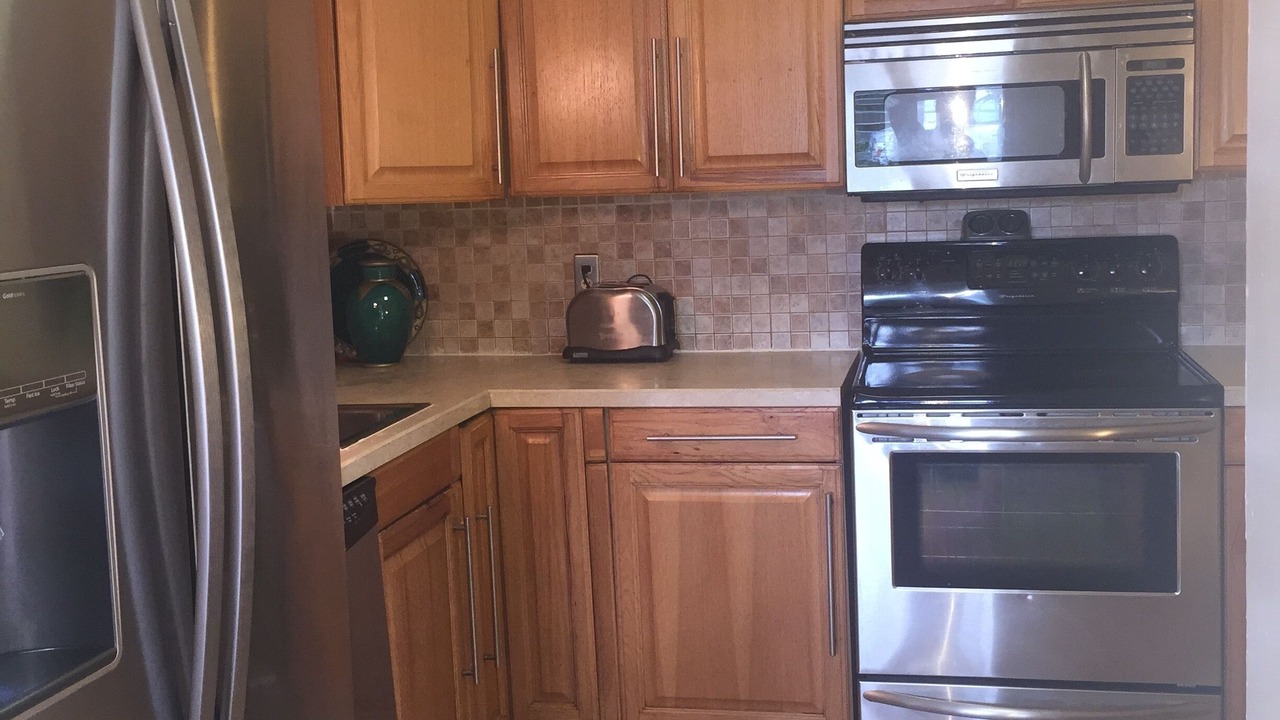 Photo of Kitchen in North Central Hollywood