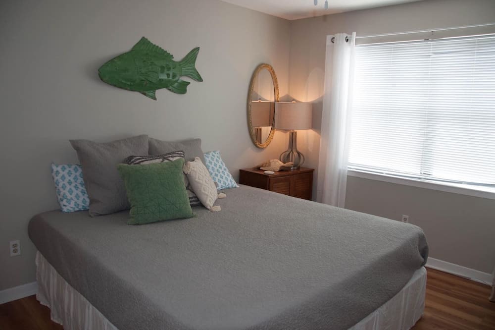 Photo of Bedroom in Orange Beach