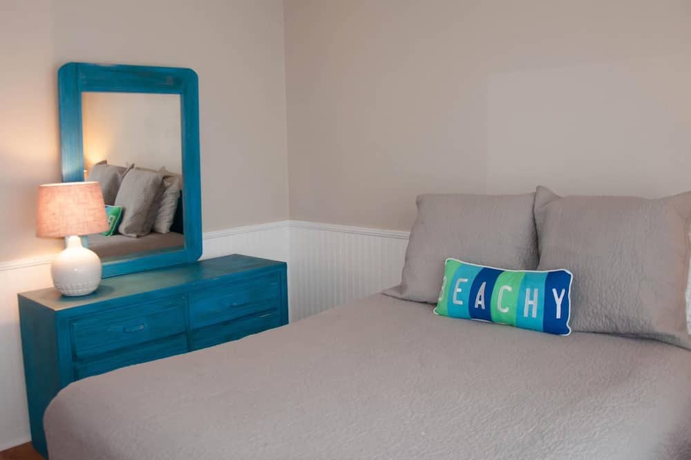 Photo of Bedroom in Orange Beach