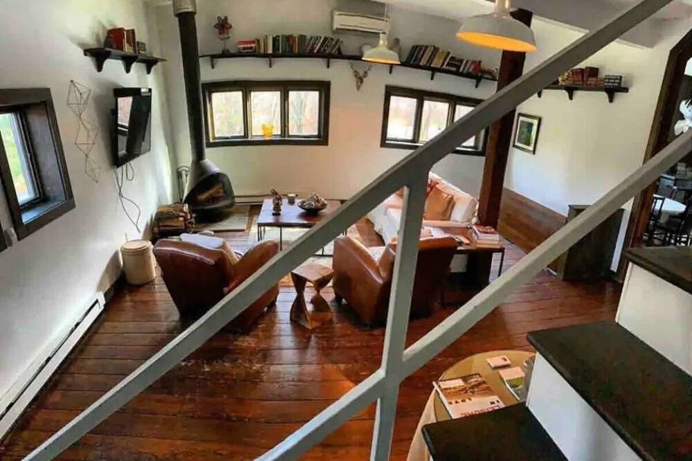 Photo of Livingroom in Copake Lake