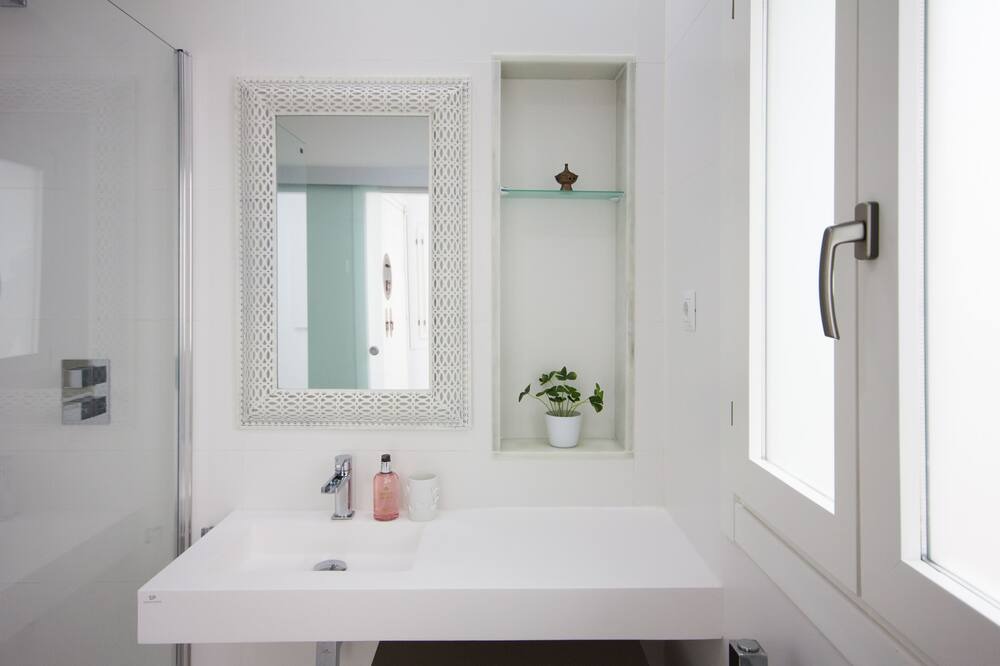 Photo of Bathroom in La Goleta