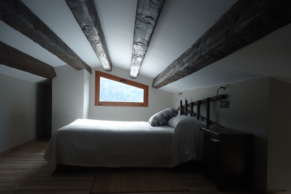 Photo of Bedroom in Adrall