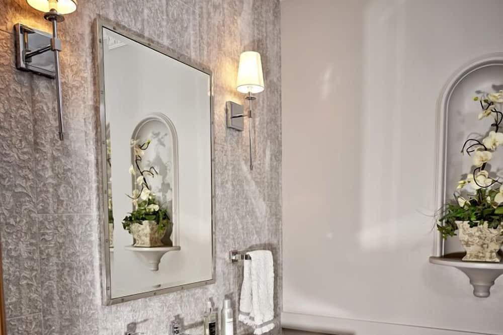 Photo of Bathroom in Coto de Caza
