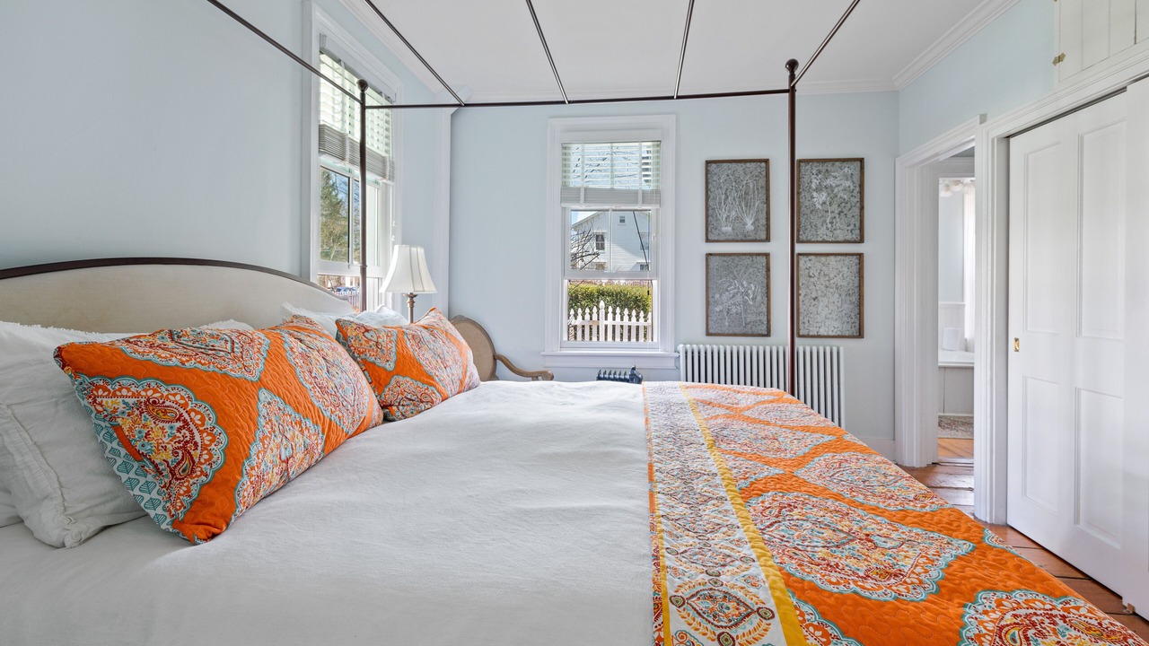 Photo of Bedroom in Rhinebeck Village Business District