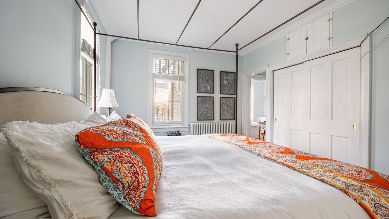 Photo of Bedroom in Rhinebeck Village Business District