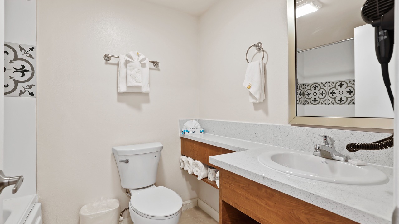 Photo of Bathroom in Sherwood Forest and Thistle Development