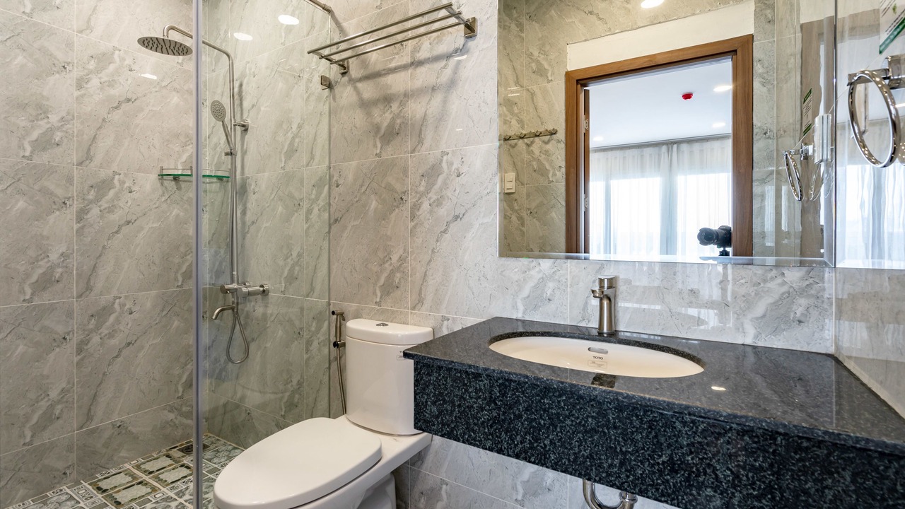 Photo of Bathroom in Phuong 8