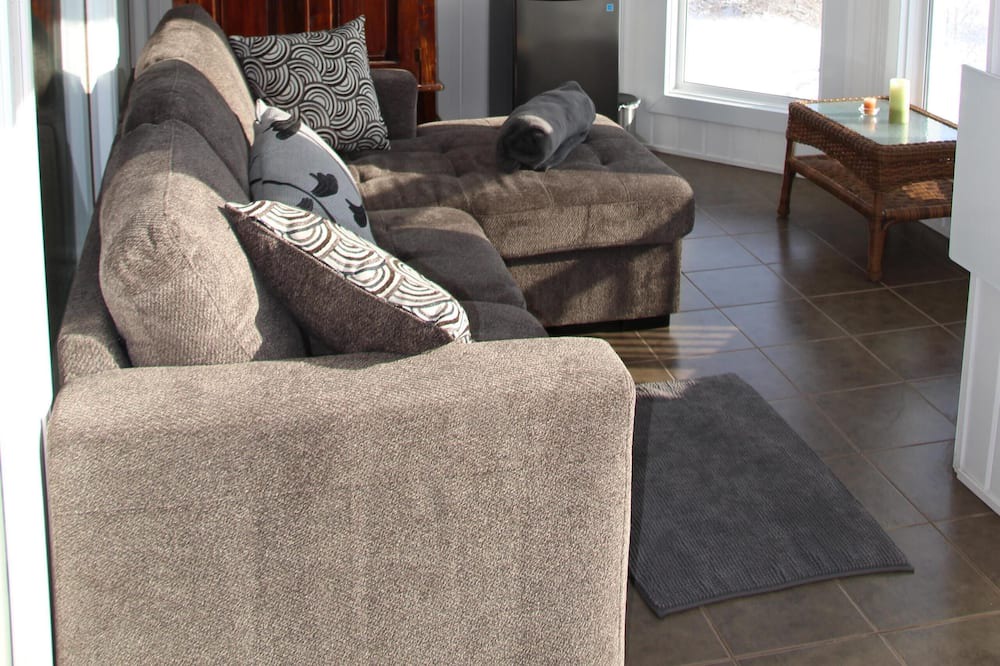 Photo of Livingroom in Saint-Augustin-de-Desmaures